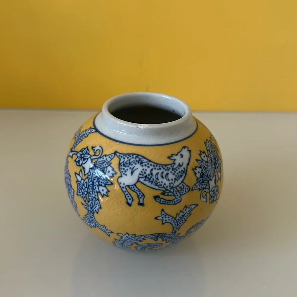 Vintage Chinese Small Porcelain Ceramic Flower Bamboo Vase Planter Urn Jar Pot
